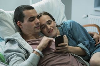 Ani nový primácký seriál z politického prostředí nesesadil ve sledovanosti z trůnu Smysl pro tumor